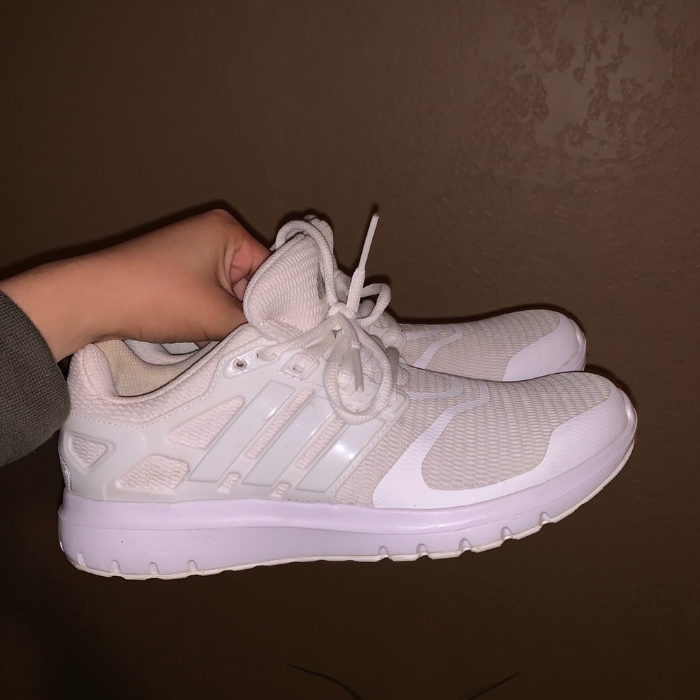 ♡ White adidas running shoes ♡